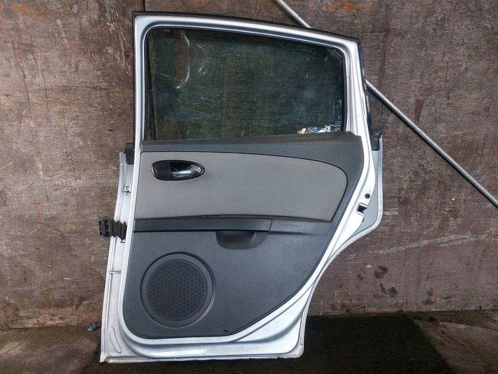 фото №3, Двері повний правий задня seat leon ii