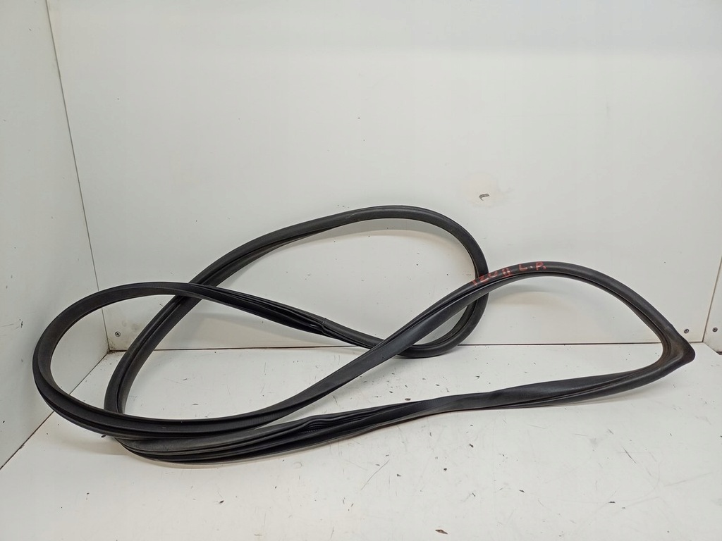 фото №1, Hyundai i20 ii прокладка дверь левый задняя 2014-