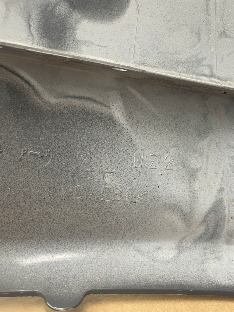 Mercedes e klasa w210 рестайлінг  бампер перед новий оригінальний a2108851825 ідеальний стан Недорого