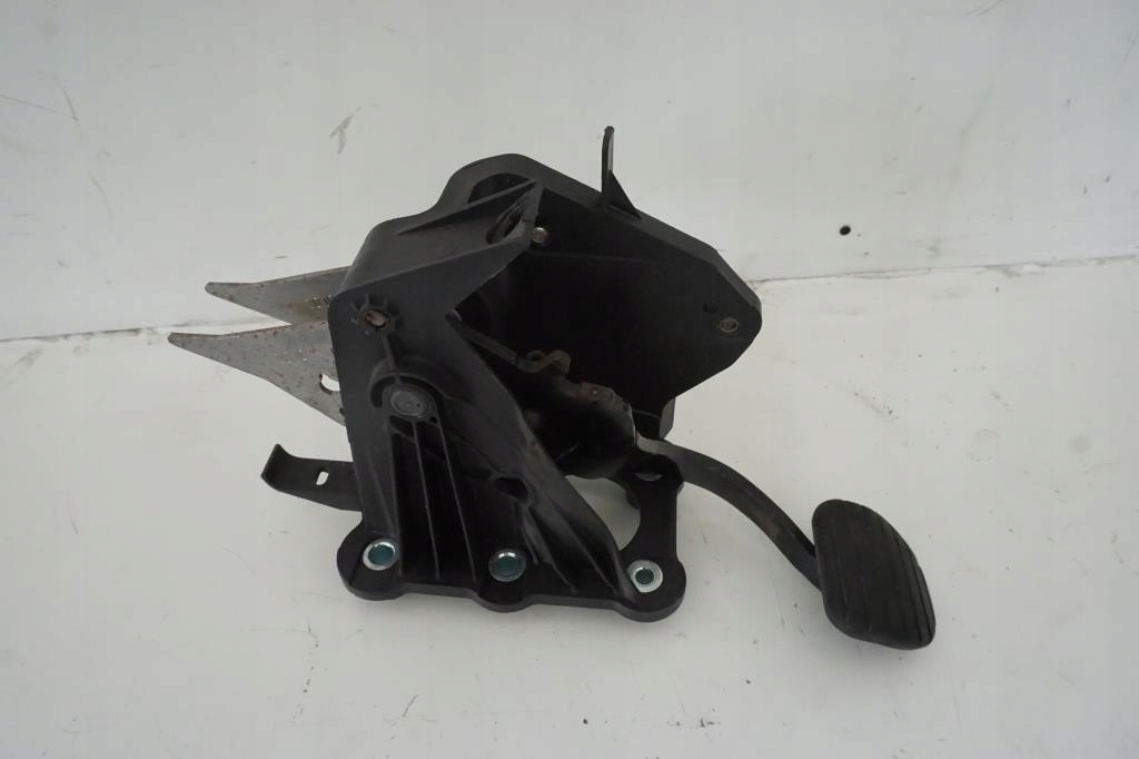 фото №1, Педаль тормоза renault laguna iii coupe