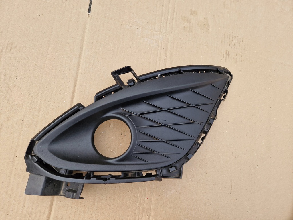 фото №1, Решітка mazda v 5 2010 -