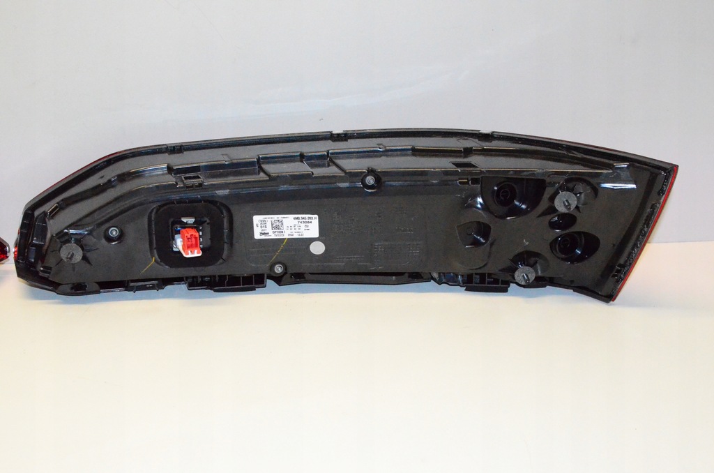 фото №7, Audi q7 4m lift лампы задние matrix оригинал europa 4m0945093h 4m0945094h