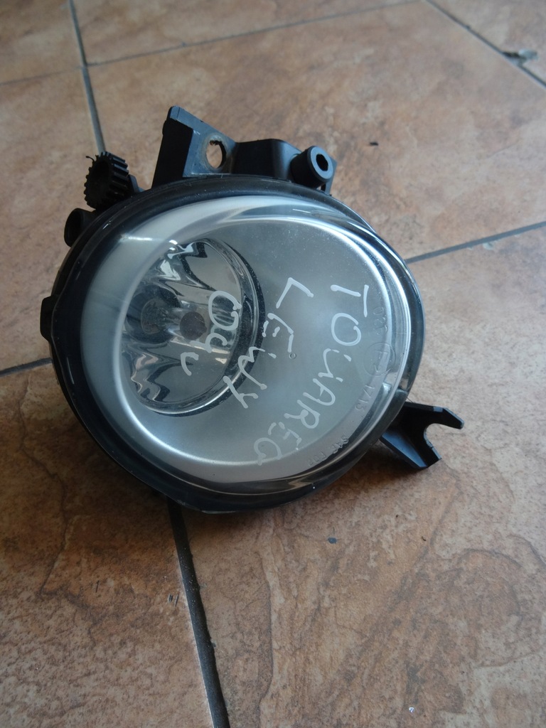 фото №1, Touareg 2.5tdi 04' противотуманная фара левый 7l6941699