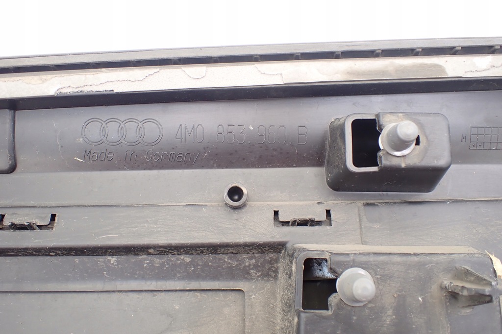 фото №9, Audi q7 4m0 молдинг двері правий перед 4m0853960b