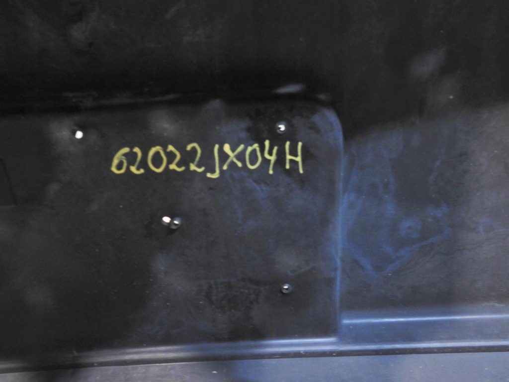 Бампер передний перед nissan nv200 62022jx04h Оригинал