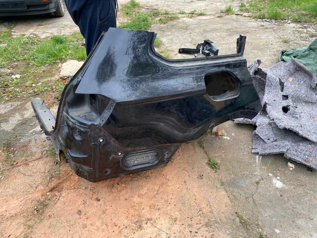 фото №1, Passat b8 kombi четверть задняя правая lc9x