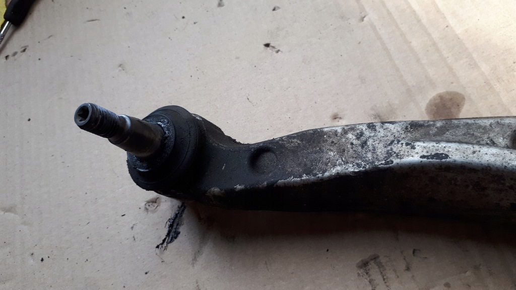 фото №5, A4 b8 рычаг правый нижний 8k0407696f a5 q5 s4 s5