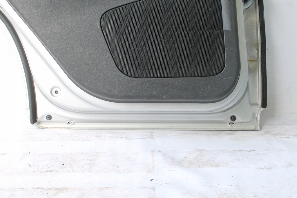 фото №5, Двері лівий задня ліва задні volvo v50 2004r- 426