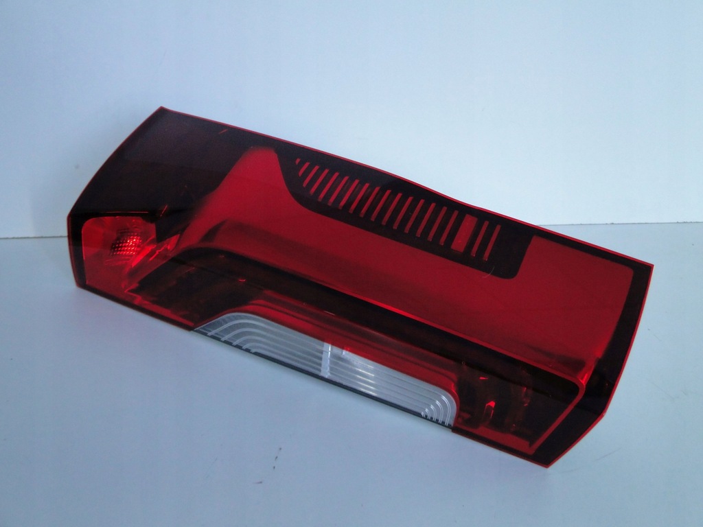 фото №3, Mercedes sprinter 910 w910 лампа задняя левая led