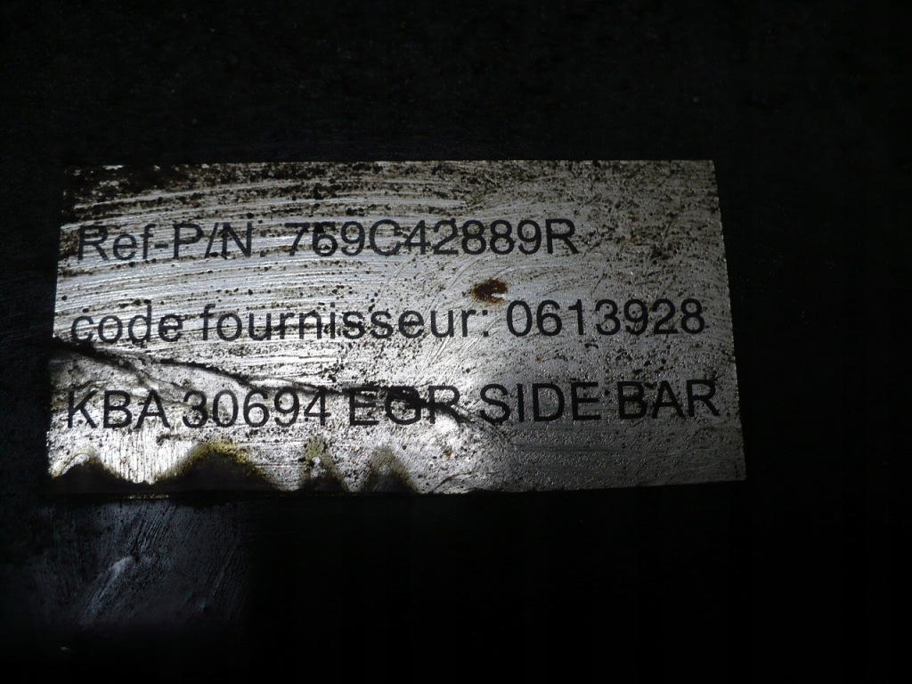 Трубопровід труби перед поріг пороги правий лівий duster i комплект кріплення Недорого