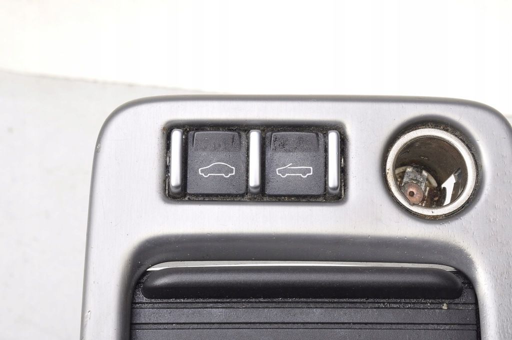 фото №6, Volvo c70 ii шторка бардачка кнопка складання дах 30755386