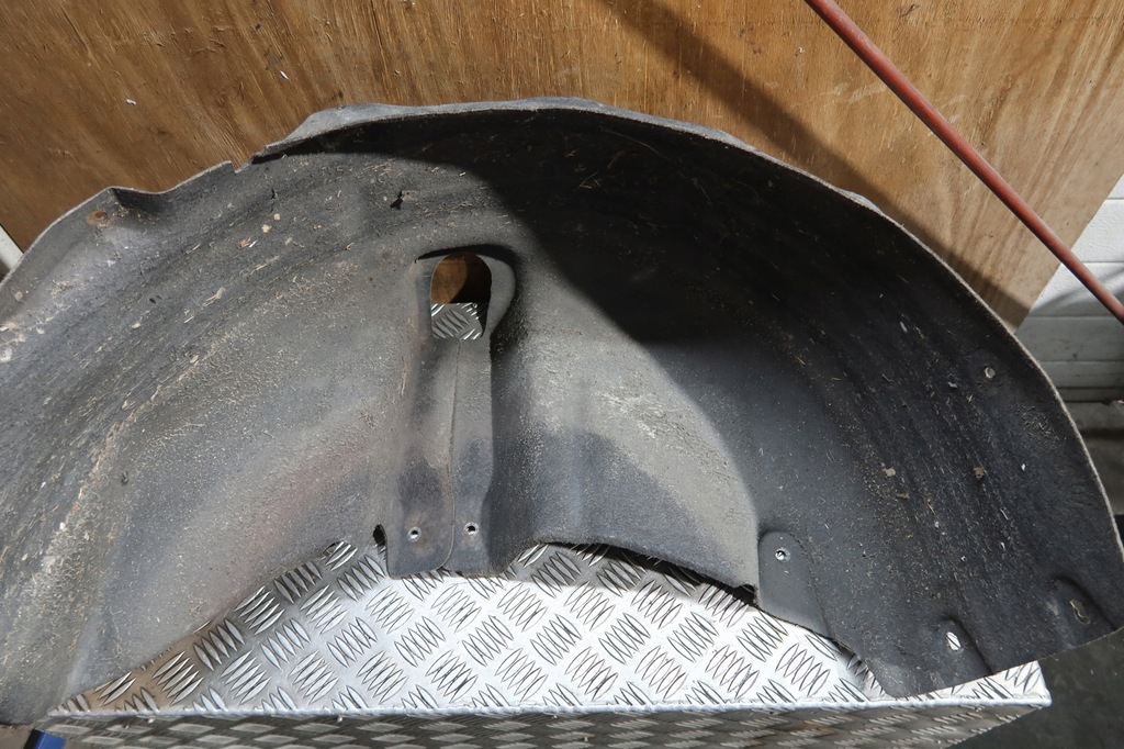 фото №8, Подкрылок правый задняя audi a1 8x 8x0810972d