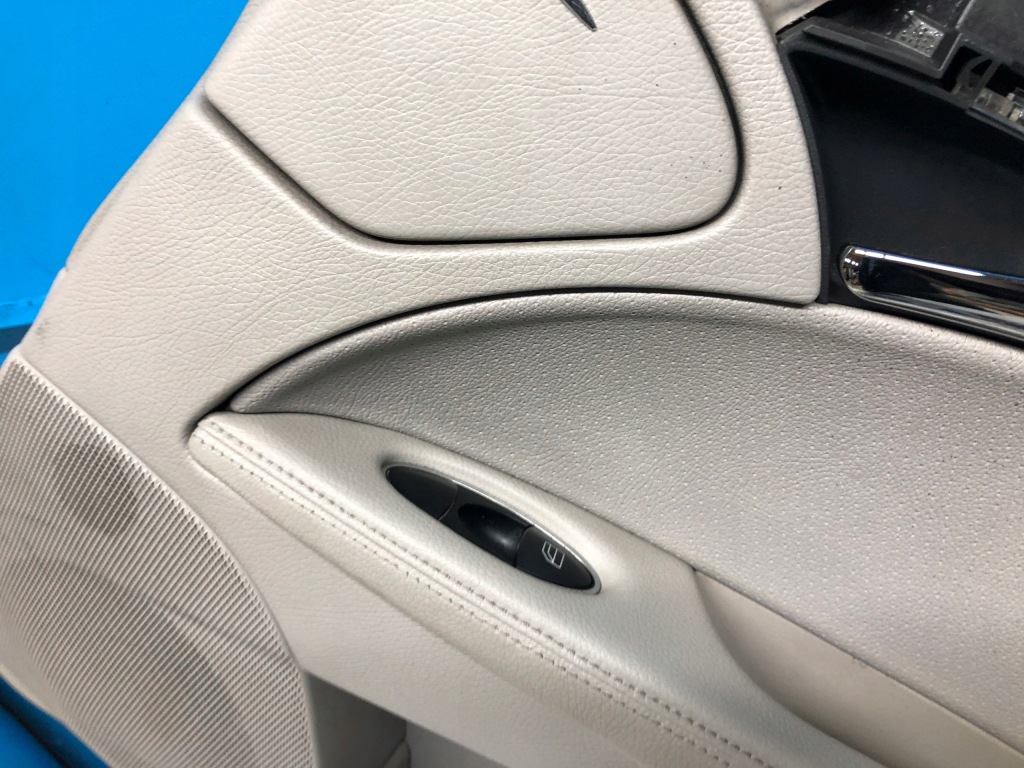 фото №6, Mercedes w211 обивка дверь правый задняя серая