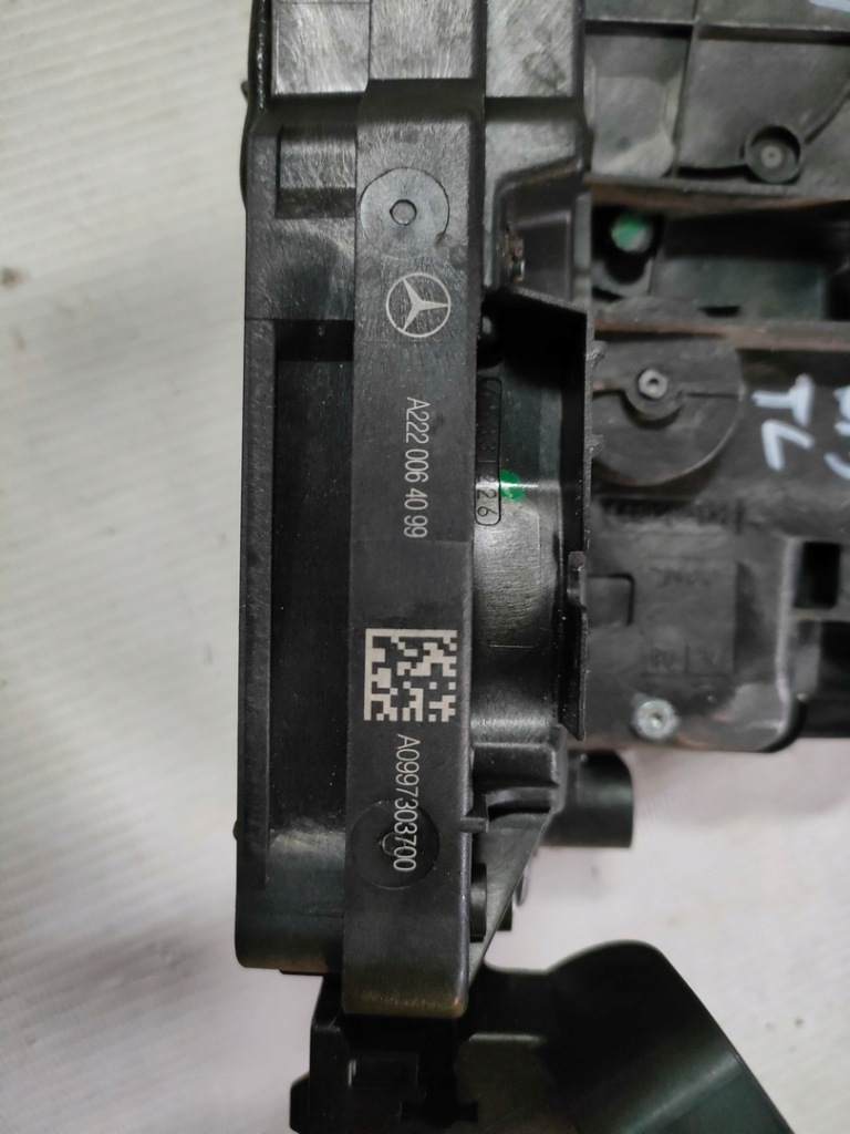 фото №4, Mercedes w213 kombi замок двері лівий задня 4pin