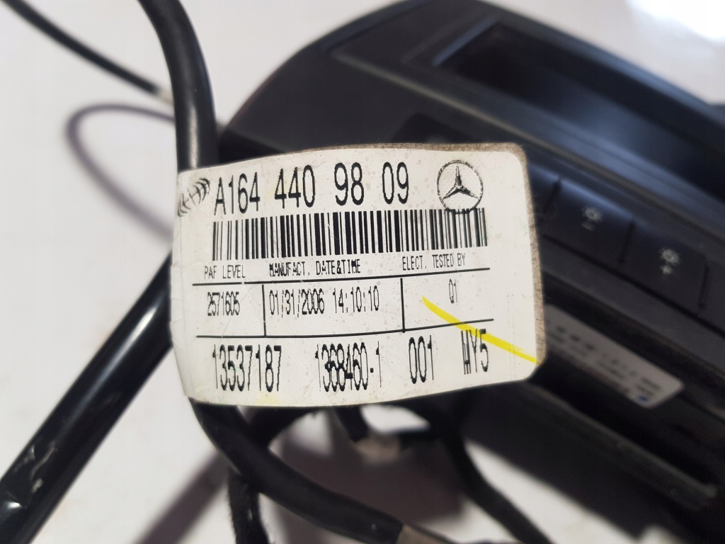 фото №6, Mercedes ml w164 монитор дисплей подголовник экран