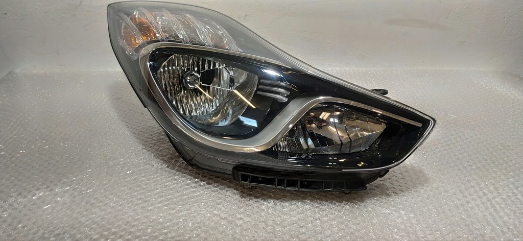 фото №1, Лампа правая hyundai ix20 h7