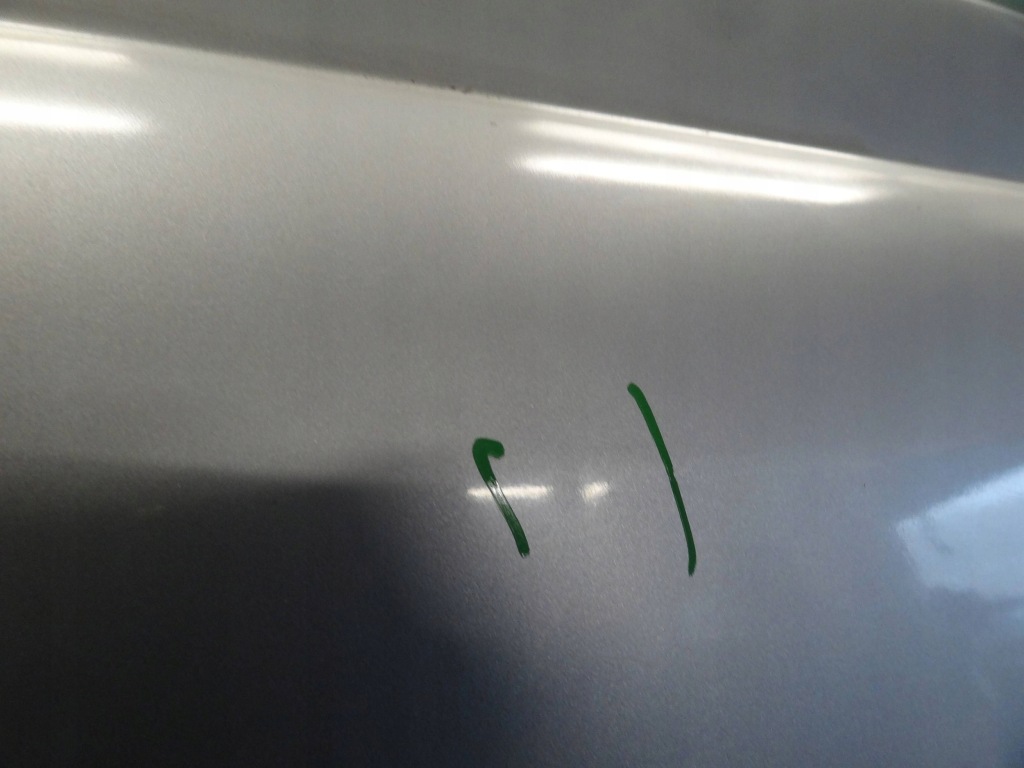 Toyota yaris 1 2000 5d дверей лівий перед з оббивка 1 дзеркало комплектна Недорого