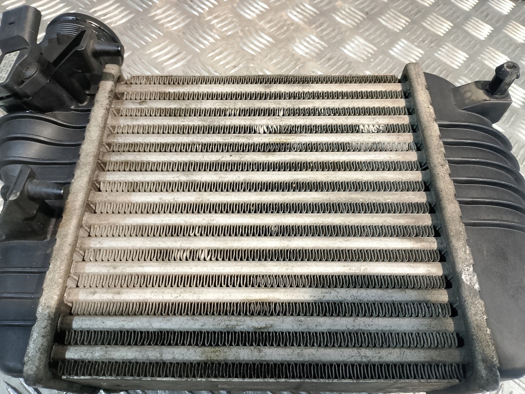 Інтеркулер audi a6 c6 2.0 tdi 4f0145805ad Оригінал