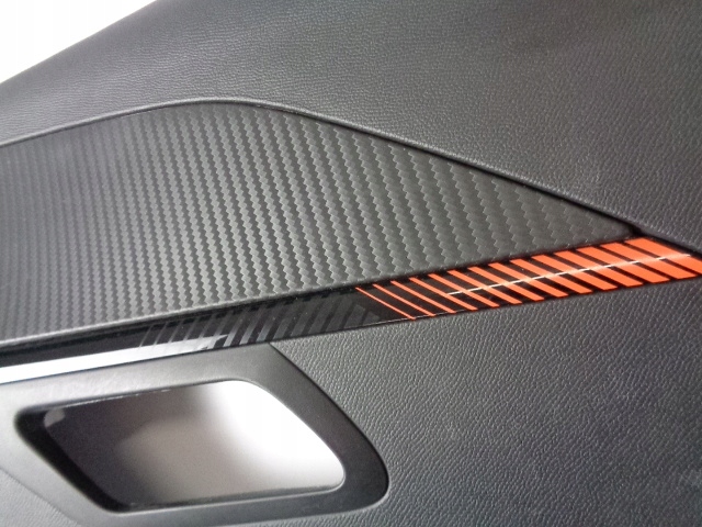 фото №4, Обивка дверь правый перед peugeot 208 ii 2019-