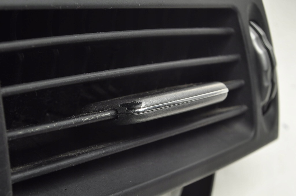 фото №7, Mercedes r171 w171 решётка решётки обдув средняя a1718300954