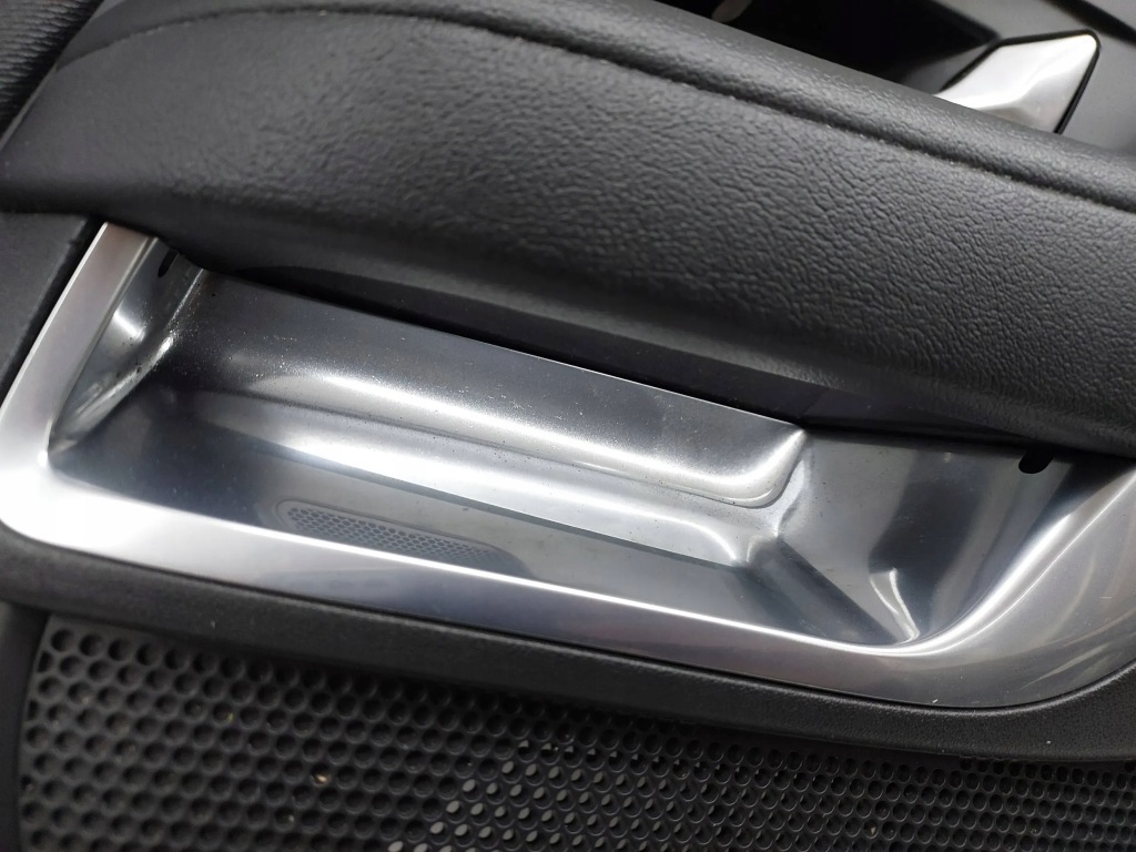 Jaguar e-pace обивка обшивка дверь задних задний правое j9c320986aw fv Киев