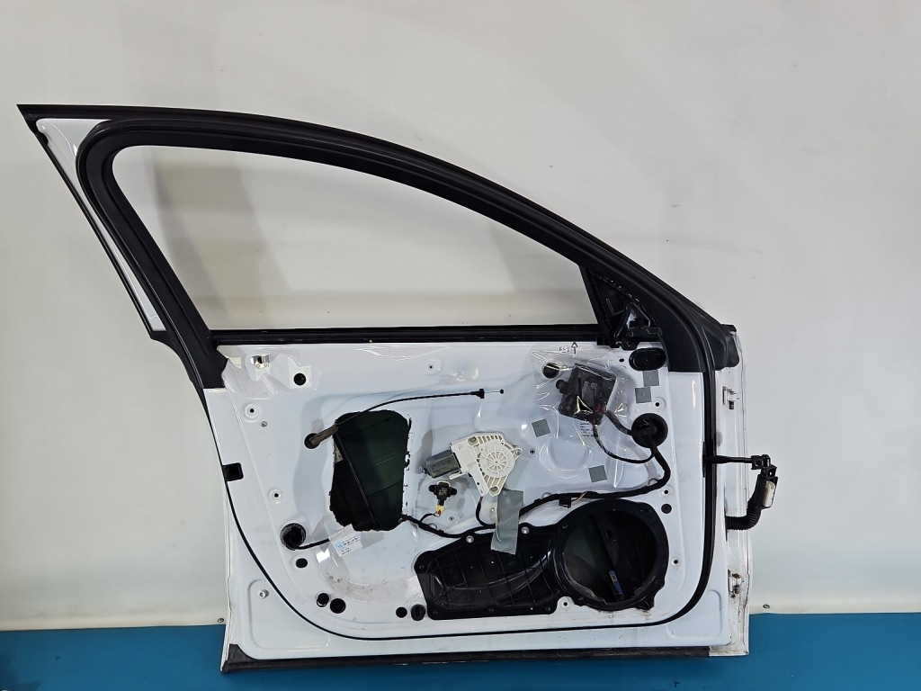 Дверь перед левое водителя audi a6 c7 белый ly9c Цена