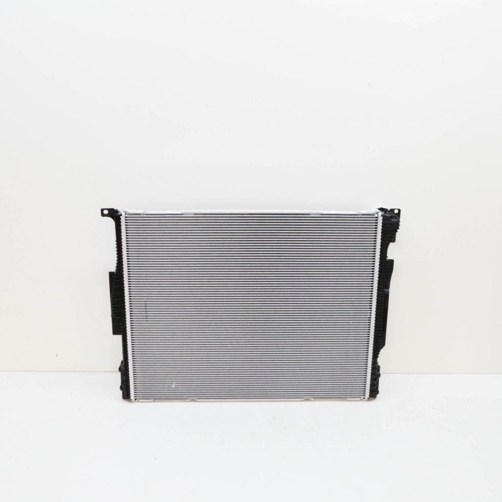 фото №2, Bmw 3 f30 f31 двигатель cooling радиатор 8482623 17118482623
