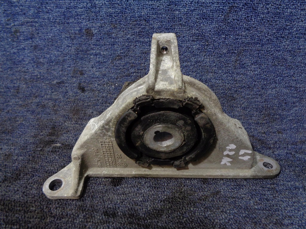 Купити Кронштейн подушка коробки lancia ypsilon 1.2 16v