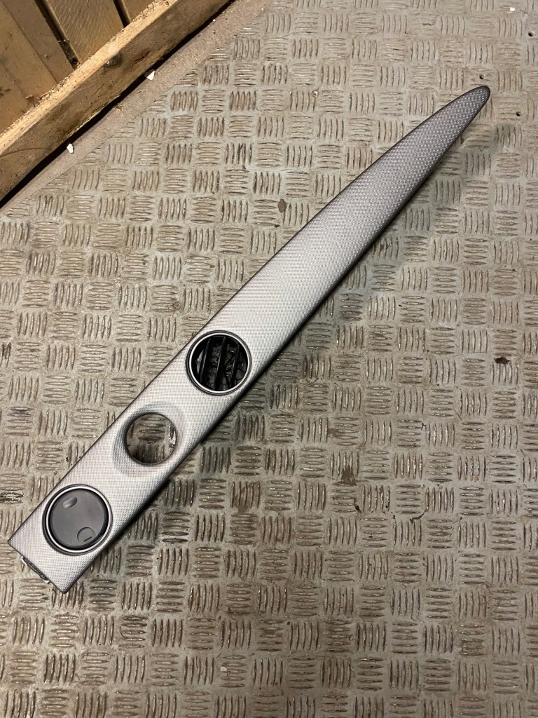 фото №1, Mitsubishi outlander i молдинг dekor панелі mr480875