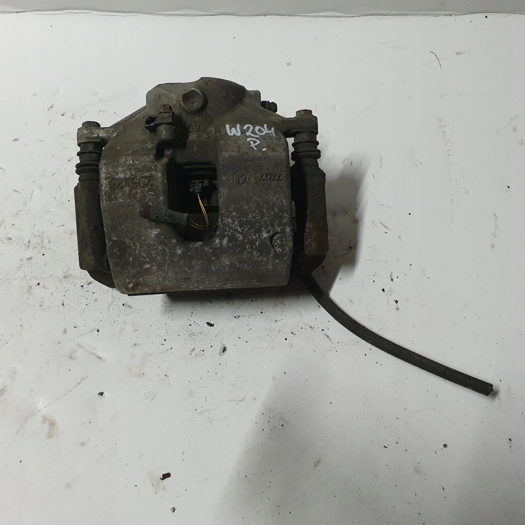 фото №1, Супорт правий перед mercedes w204