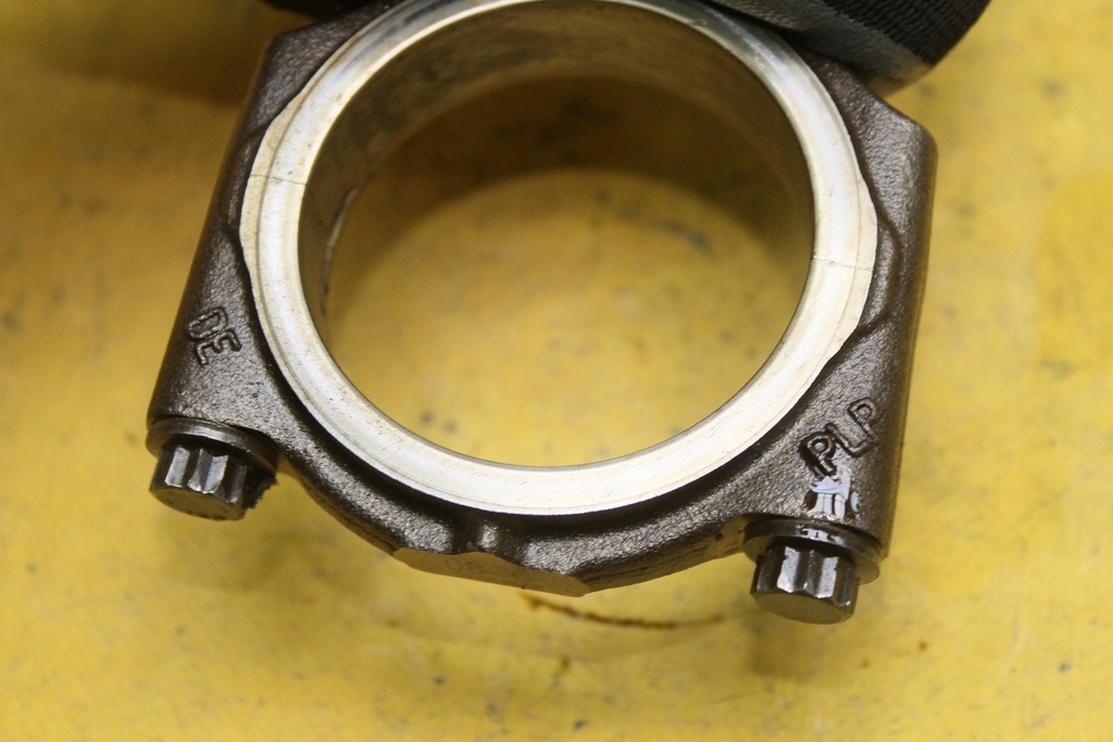 фото №6, Поршень шату́н шатун s6 c6 5.2fsi bxa 07l107104r