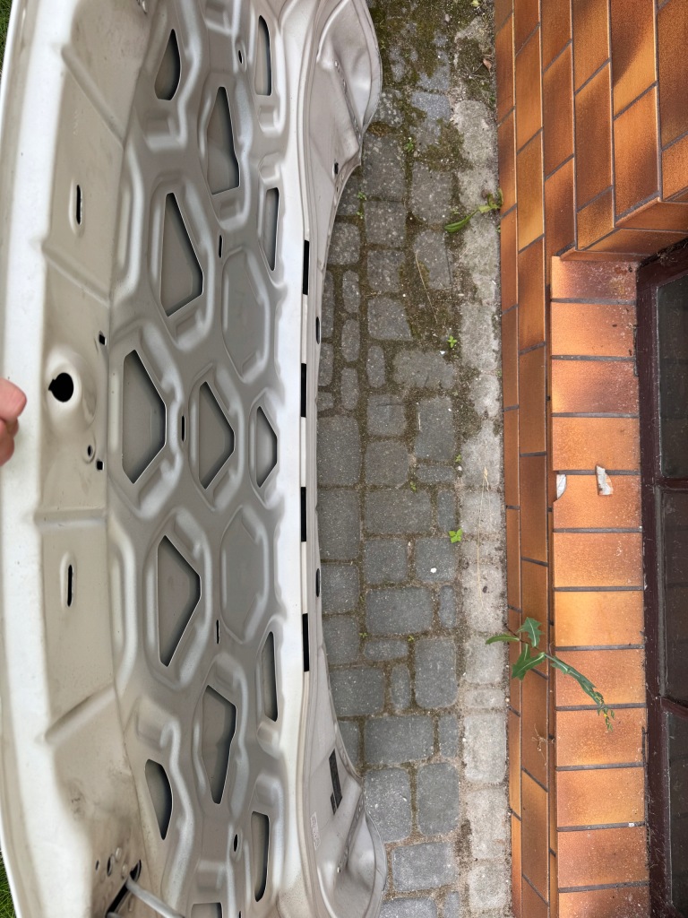 Volvo v60 s60 рестайлинг  13-18 31335350 капот крышка двигателя оригинал в Украине