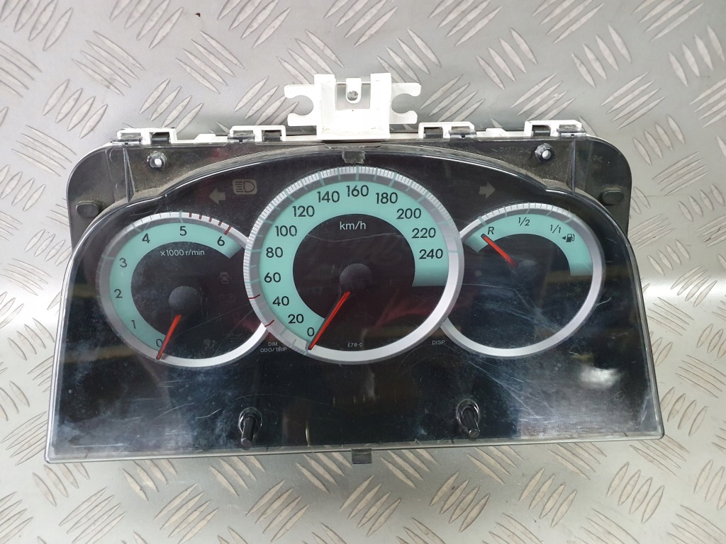 фото №1, Счетчик приборы toyota corolla verso ii