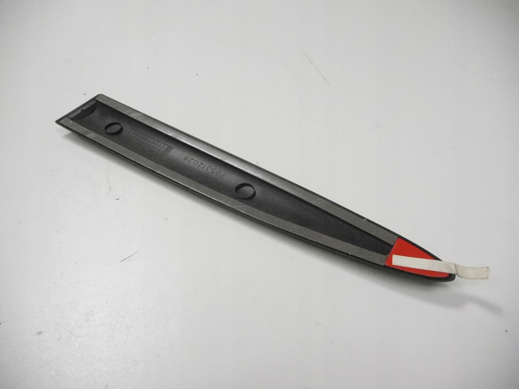 Молдинг fiat оригінальний номер 735312028 Зі Шроту