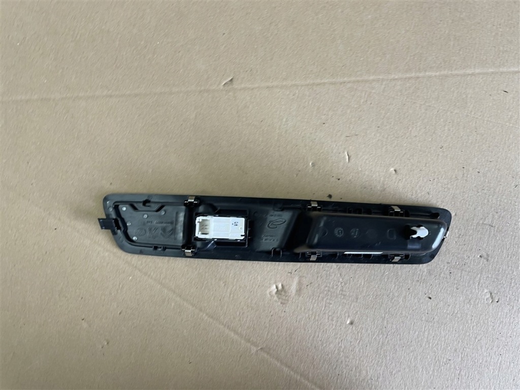 фото №6, Панель переключатель стекло дверь правый перед передний peugeot expert 3 iii