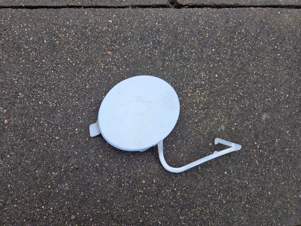 Купить Ford puma ii st mk2 заглушка фаркоп бампера перед l1tb-17a989-b белый