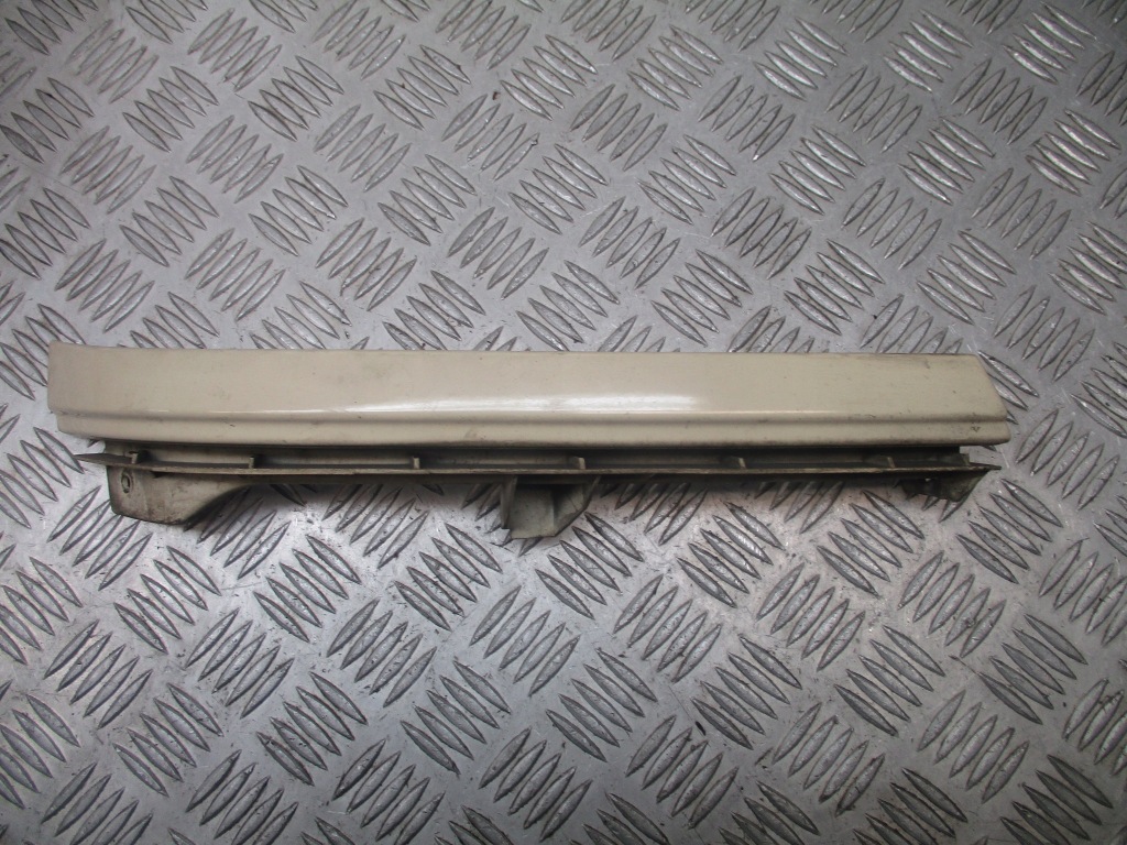 фото №1, Молдинг pod фара права передня opel zafira a 90580652rh