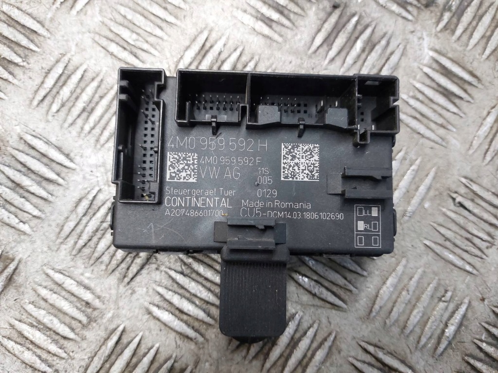 Купить Блок управления дверь audi sq7 4m0959592h