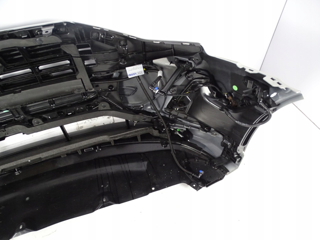 Бампер перед передній audi e-tron 4ke s-line Ціна