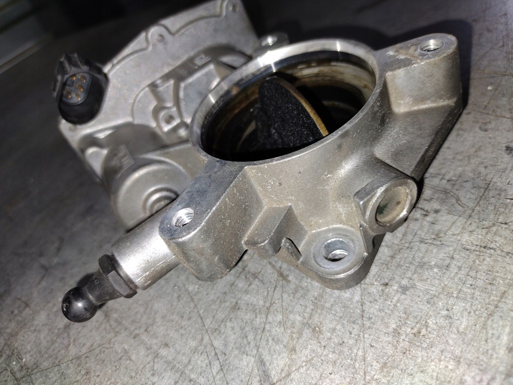 фото №5, Дроссельная заслонка 55564164 opel insignia a 2.0 cdti