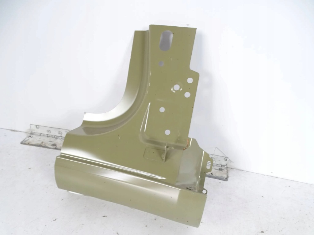 Купити Поріг перед передній праві tesla 3