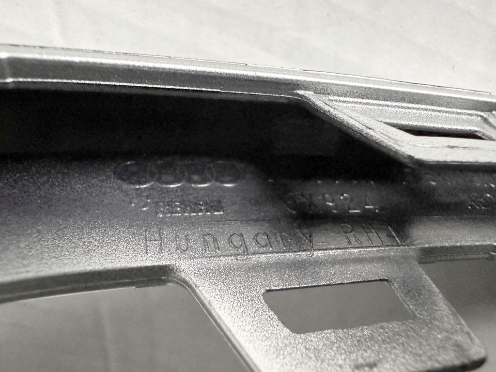 фото №12, Рамка молдинг выхлоп диффузор - audi a3 rs3 8v5 8v silver