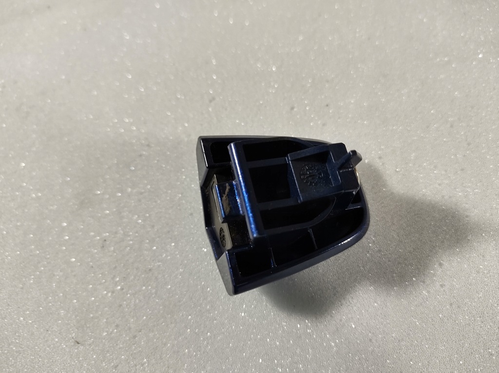 фото №10, Infiniti q50 13- заглушка ручка дверь