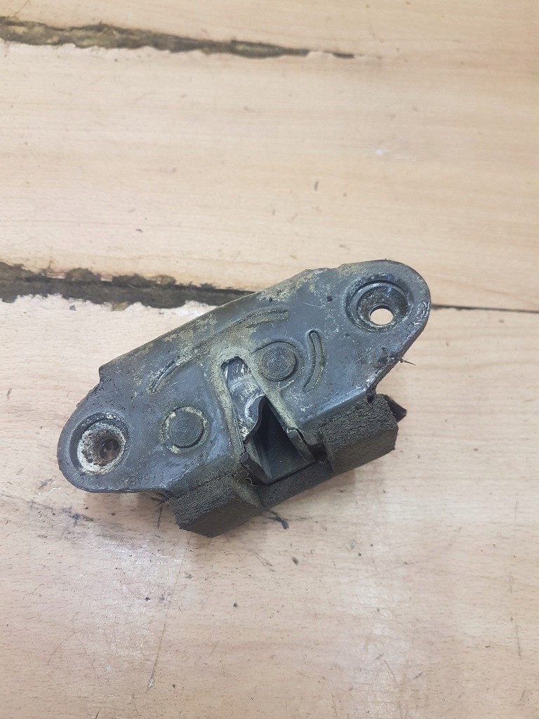 фото №1, Замок крышки багажника задняя chrysler voyager iii