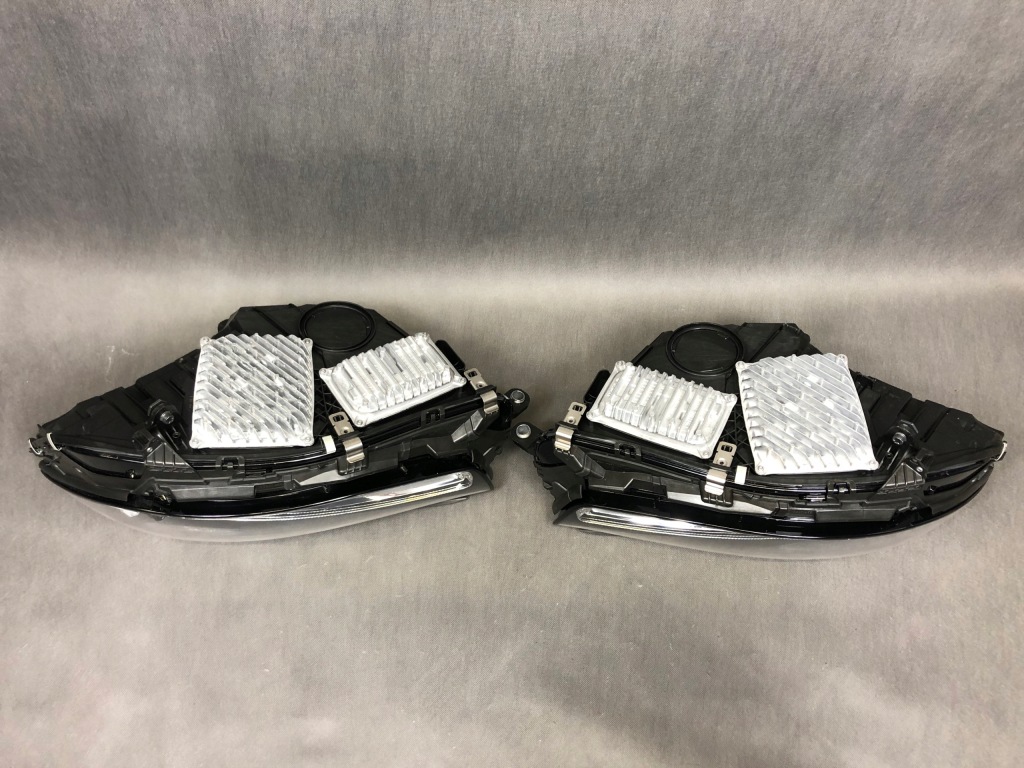 фото №14, Mercedes s klasa w223 lifting комплект лампа a2139063305/3405 naprawiane