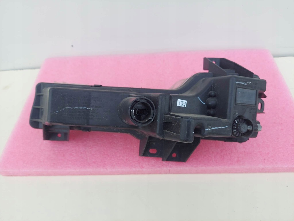 фото №8, Tesla model 3 протитуманна фара led drl правий