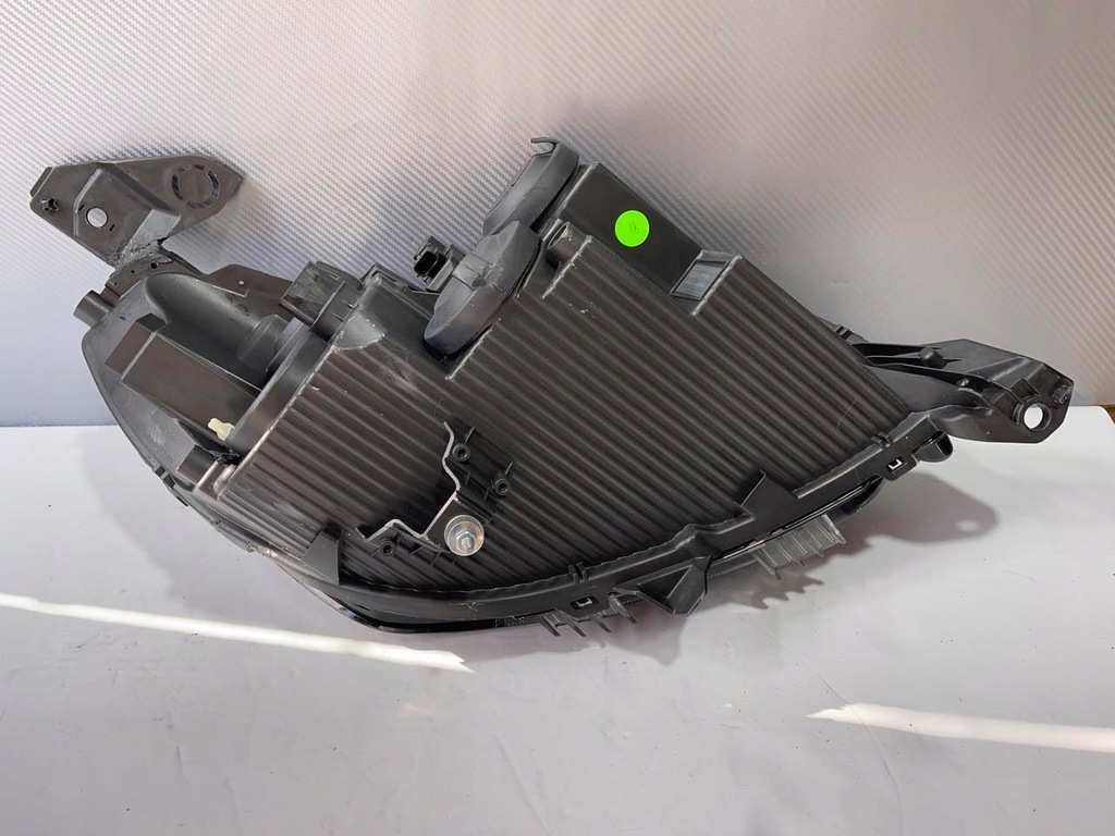 фото №6, Peugeot 208 ліва лампа перед