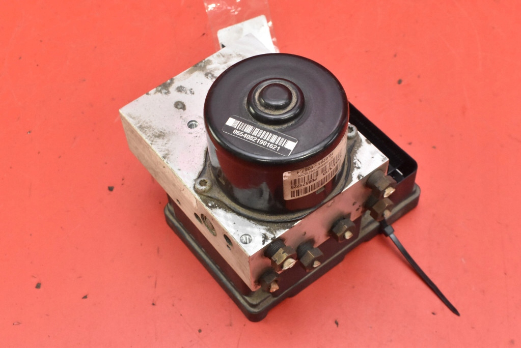 фото №5, Насос abs p08671225 10.0204-0367.4 volvo xc70 1 i 2.4 t 200 km 4x4 00-05