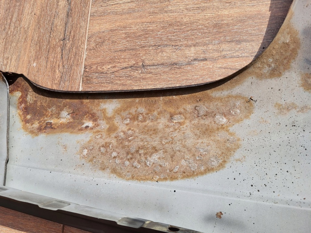 Jeep grand cherokee wj 99-04r крыло  левое  перед с Разборки