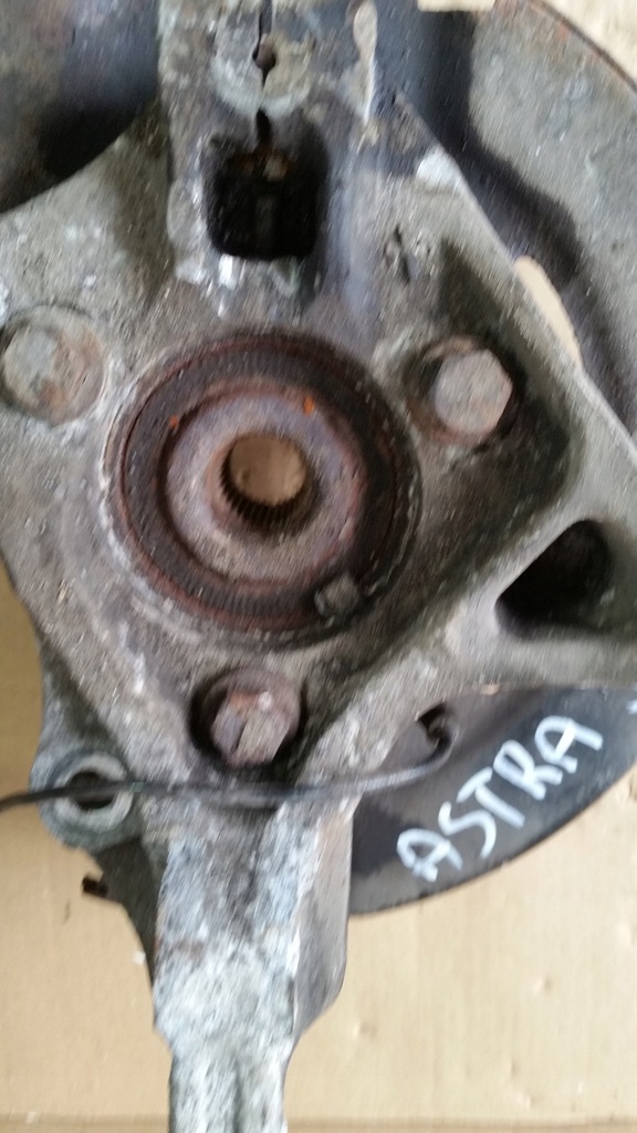 фото №10, Поворотный кулак перед правая lub левая opel astra j